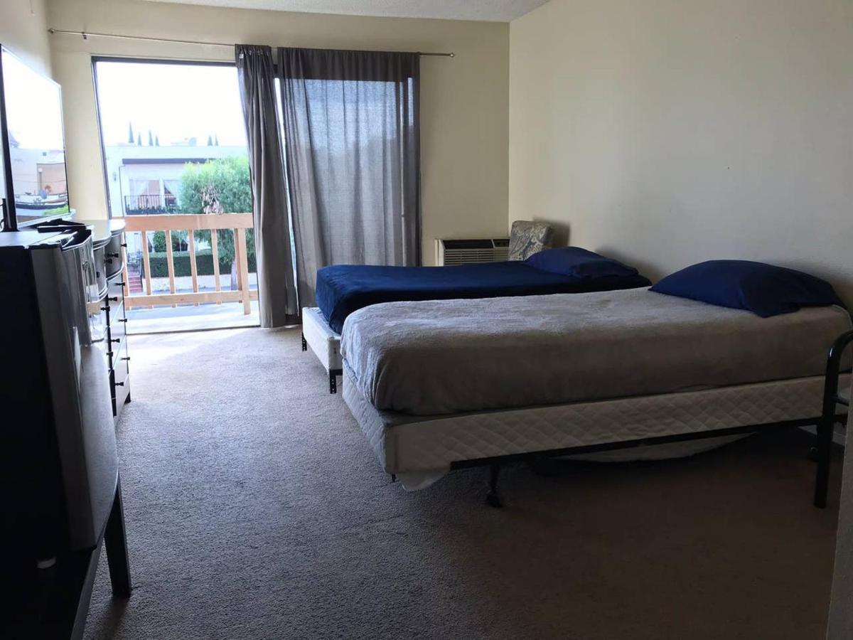 Hotel Budget Beverly Hills Suites